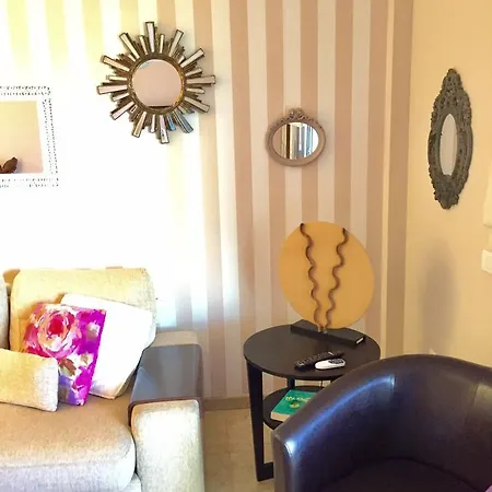 Bungalow Claudia Beachfront *